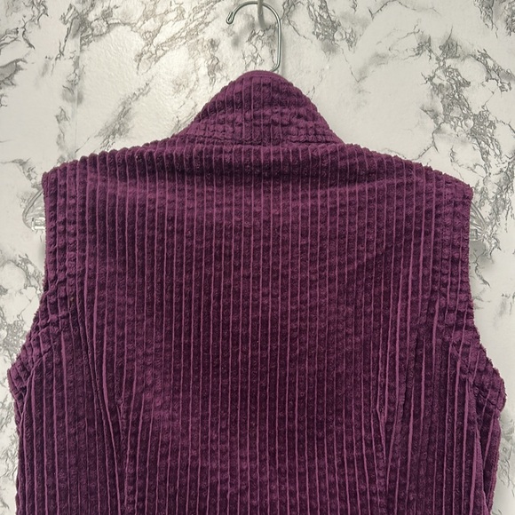 Woolrich Women’s Kinsdale Corduroy Sleeveless Vest Size S - Picture 8 of 12